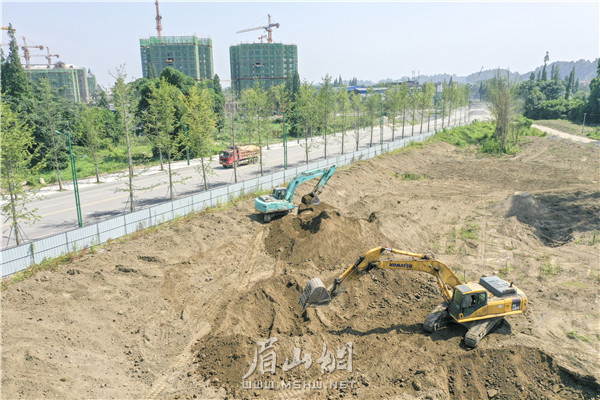 喚魚公園建設(shè)現(xiàn)場.jpg