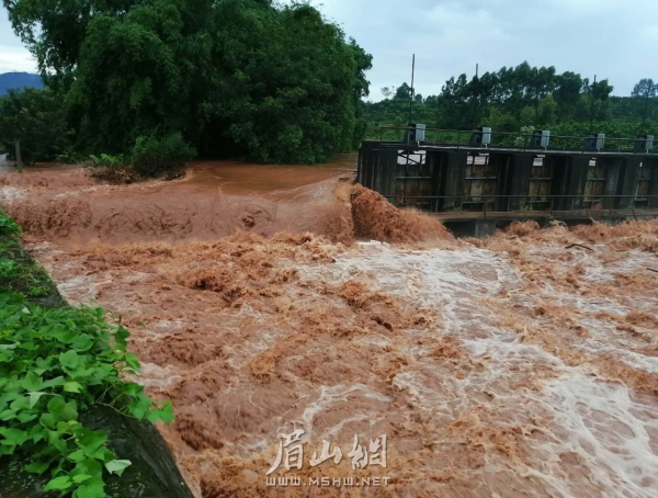 萬勝鎮(zhèn)萬新村石河堰橋。