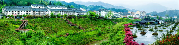 新興旅游小鎮(zhèn)——瓦屋山鎮(zhèn)。